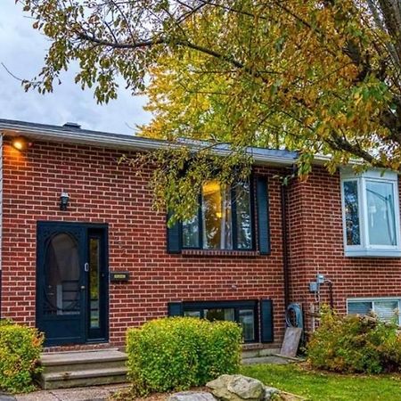 Castlerooms Homestay 오타와 외부 사진