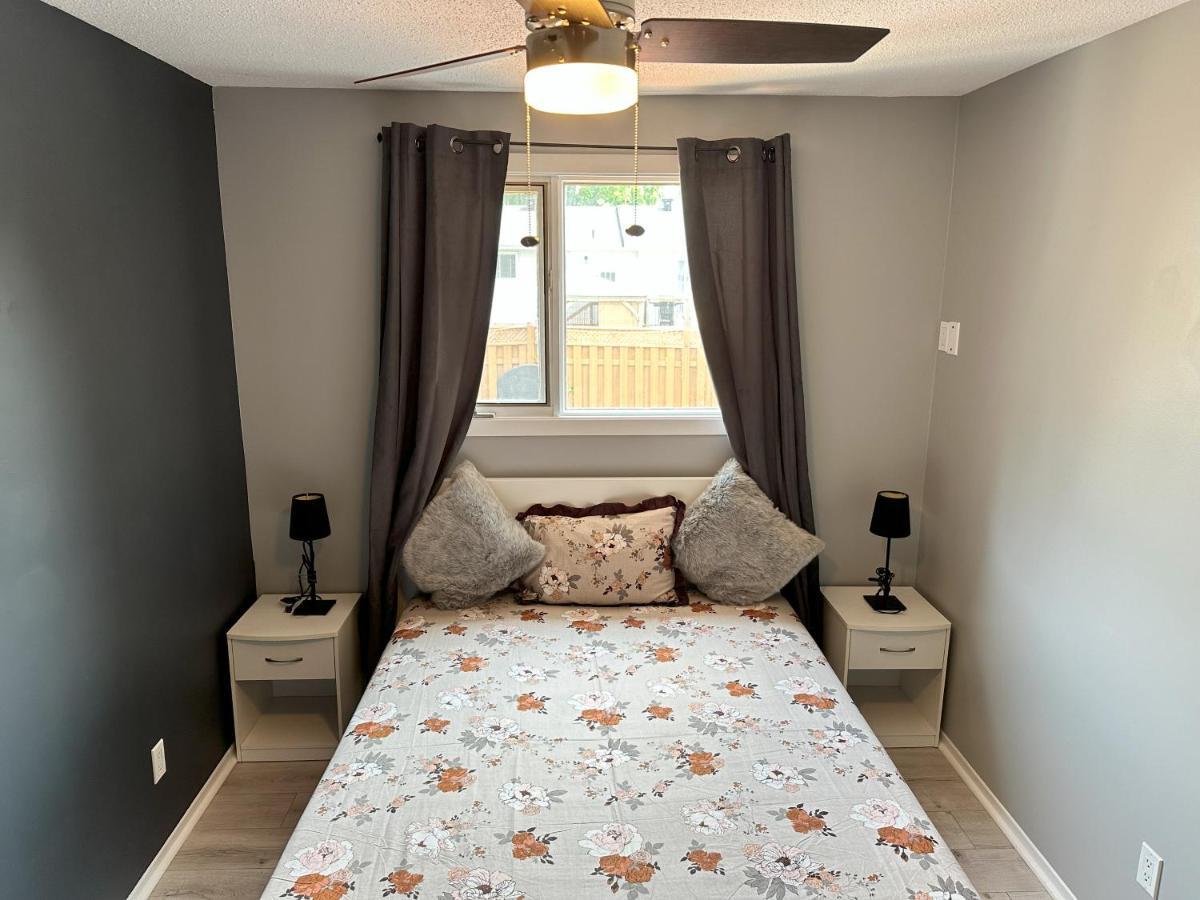 Castlerooms Homestay 오타와 외부 사진