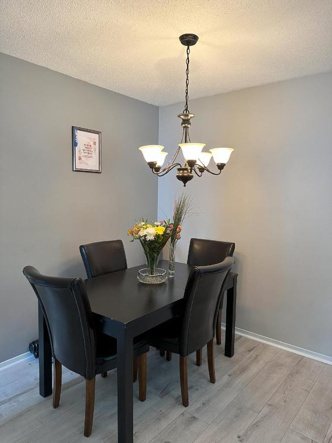 Castlerooms Homestay 오타와 외부 사진